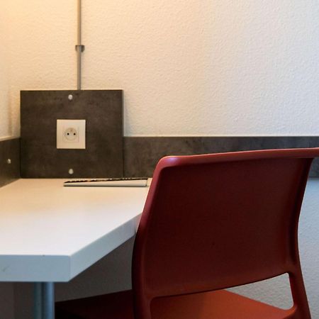 Ibis Budget Archamps Porte De Geneve Eksteriør billede