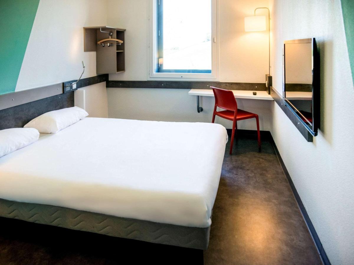 Ibis Budget Archamps Porte De Geneve Eksteriør billede