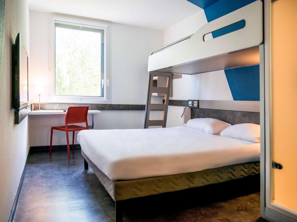 Ibis Budget Archamps Porte De Geneve Eksteriør billede