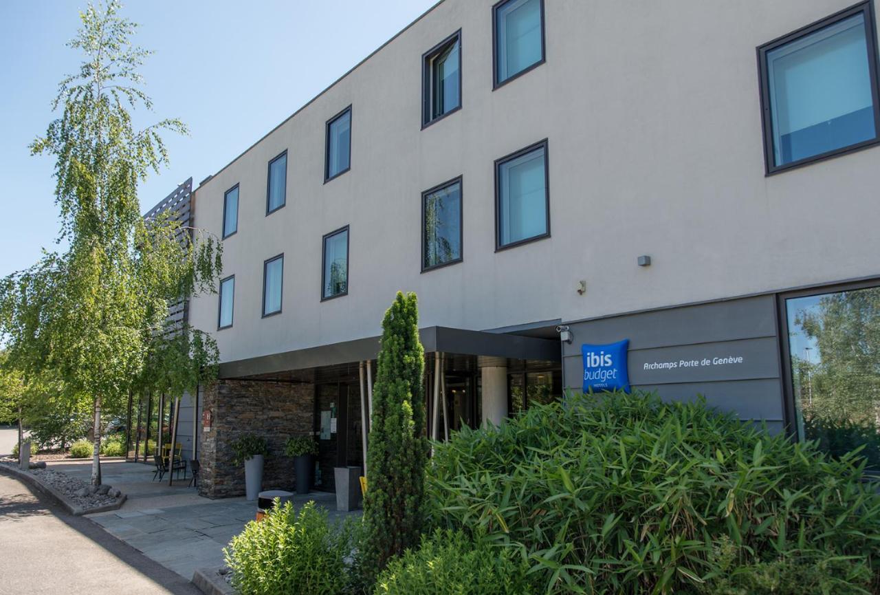 Ibis Budget Archamps Porte De Geneve Eksteriør billede