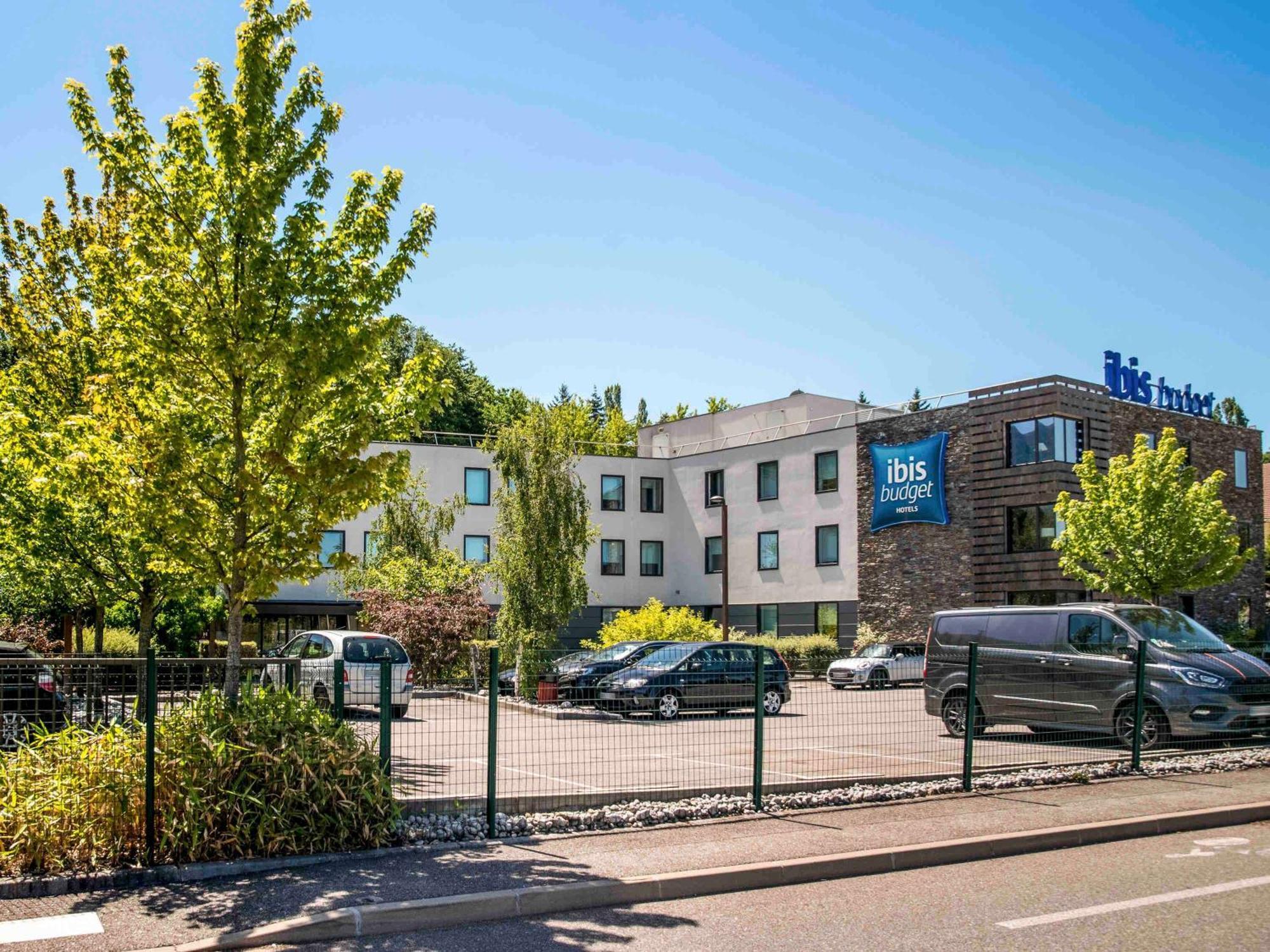 Ibis Budget Archamps Porte De Geneve Eksteriør billede