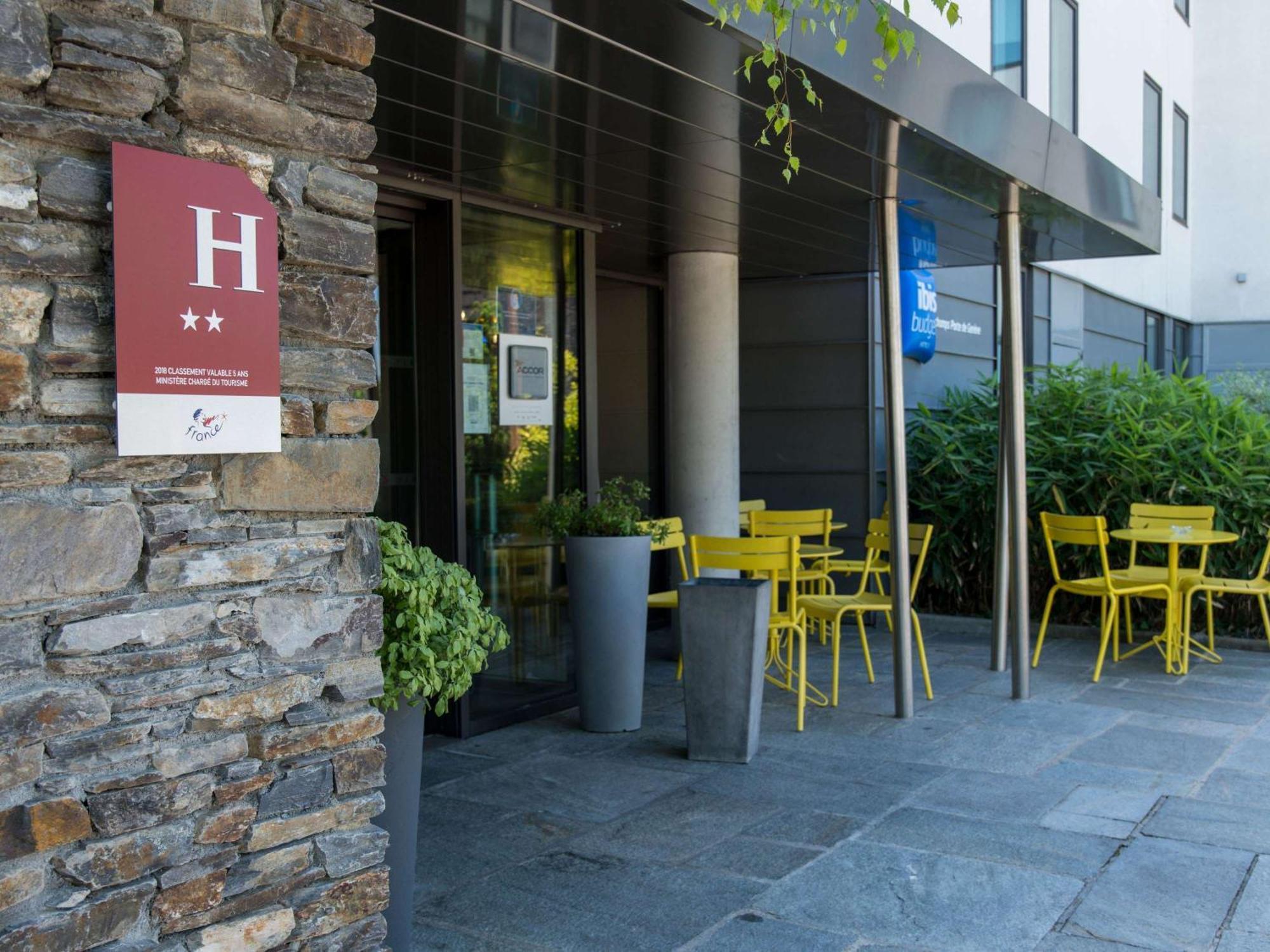 Ibis Budget Archamps Porte De Geneve Eksteriør billede