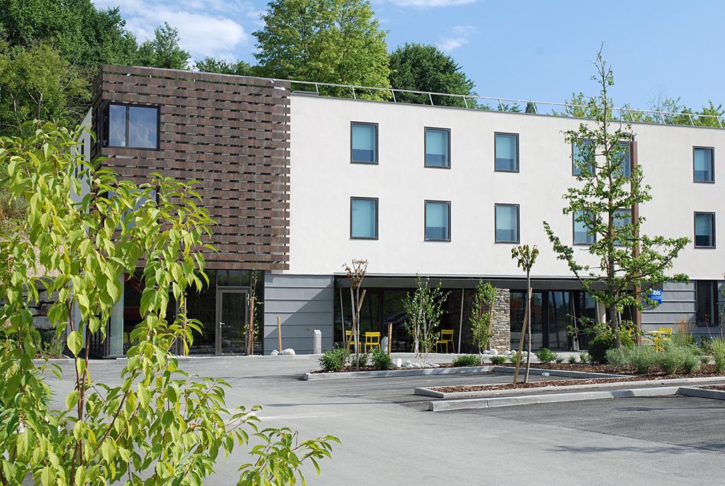 Ibis Budget Archamps Porte De Geneve Eksteriør billede